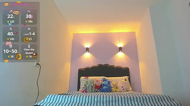 Sofia Clauss  online show from November 27, 2025, 3:08 am