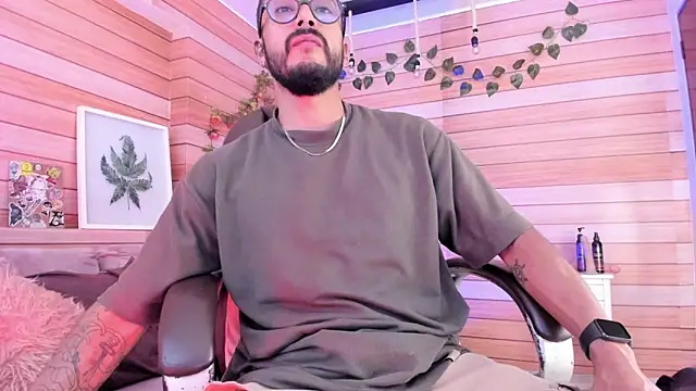 Tom cooper  online show from February 2, 2025, 1:30 pm