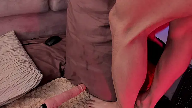 Tom cooper  online show from March 20, 2025, 4:53 pm