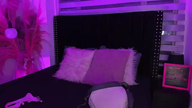 Sofiia-Rubb online show from January 31, 2025, 4:25 am