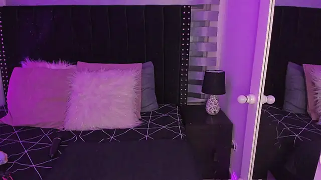 Sofiia-Rubb online show from March 12, 2025, 4:19 am