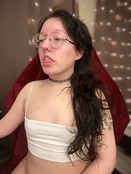 emigooflordXD online show from December 23, 2024, 6:55 am