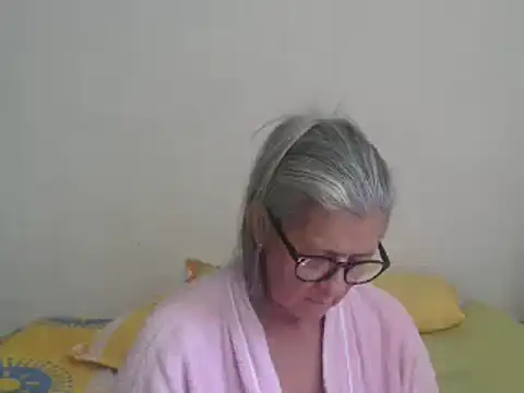 Snapshot of candy_mature_ chatting on January 16, 2025, 4:18 pm candy mature  online show from January 16, 2025, 4:18 pm
