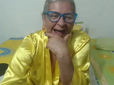Snapshot of candy_mature_ chatting on January 24, 2025, 1:03 am candy mature  online show from January 24, 2025, 1:03 am