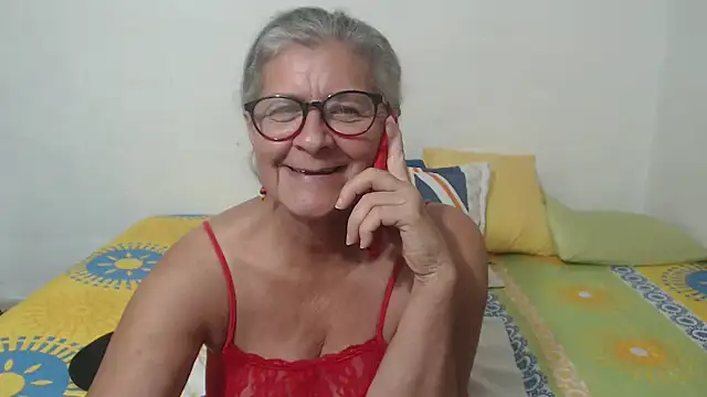 Snapshot of candy_mature_ chatting on February 5, 2025, 12:31 am candy mature  online show from February 5, 2025, 12:31 am
