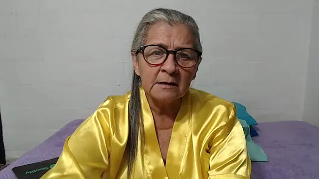 Snapshot of candy_mature_ chatting on September 21, 2025, 12:40 pm candy mature  online show from September 21, 2025, 12:40 pm
