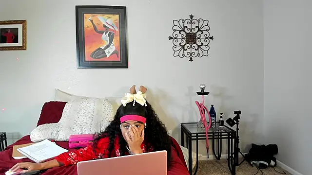 Snapshot of yiauana chatting on February 13, 2025, 1:50 am yiauana online show from February 13, 2025, 1:50 am