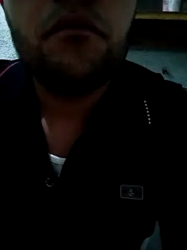 Snapshot of crowten chatting on December 15, 2025, 7:56 am crowten online show from December 15, 2025, 7:56 am