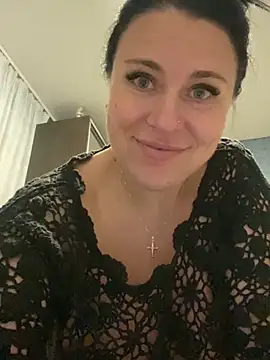 Snapshot of CuteNata chatting on December 17, 2024, 3:28 pm CuteNata online show from December 17, 2024, 3:28 pm