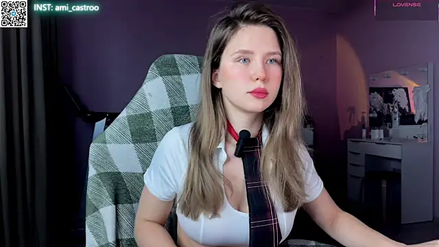 Ameliia castro online show from December 2, 2025, 7:03 am