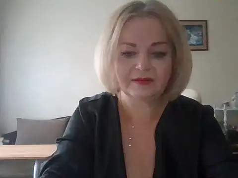 Snapshot of SofiyaPetrova chatting on October 1, 2025, 11:16 am SofiyaPetrova online show from October 1, 2025, 11:16 am
