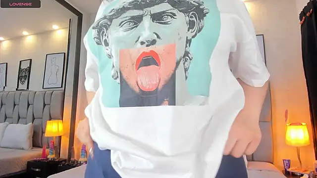 sweet--emily online show from December 17, 2024, 9:28 am