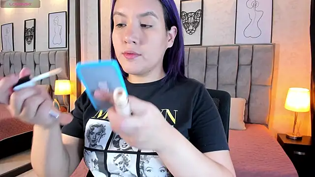 sweet--emily online show from February 9, 2025, 4:57 am