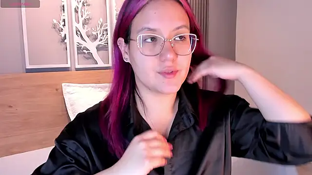 sweet--emily online show from December 14, 2025, 2:50 am