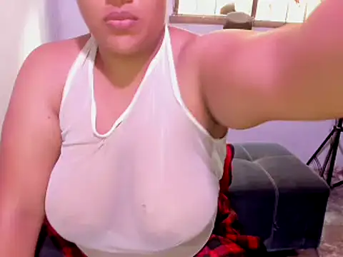 Snapshot of Kika_teem chatting on February 10, 2025, 1:44 pm Kika teem online show from February 10, 2025, 1:44 pm