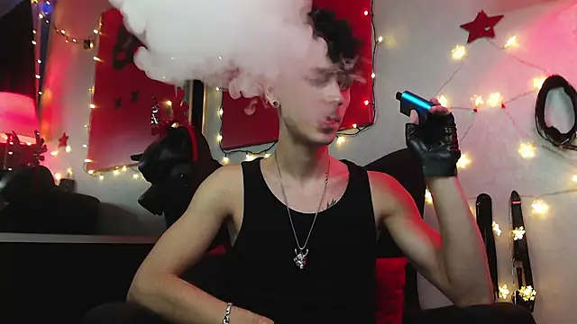 Snapshot of Joseph__Quinn chatting on December 27, 2024, 3:48 pm Joseph Quinn online show from December 27, 2024, 3:48 pm