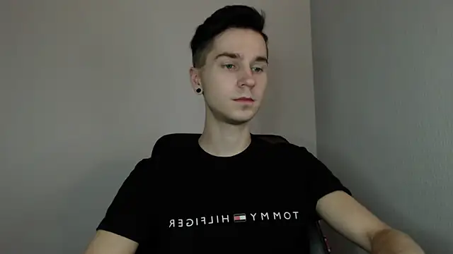 Snapshot of Joseph__Quinn chatting on January 9, 2025, 11:14 am Joseph Quinn online show from January 9, 2025, 11:14 am