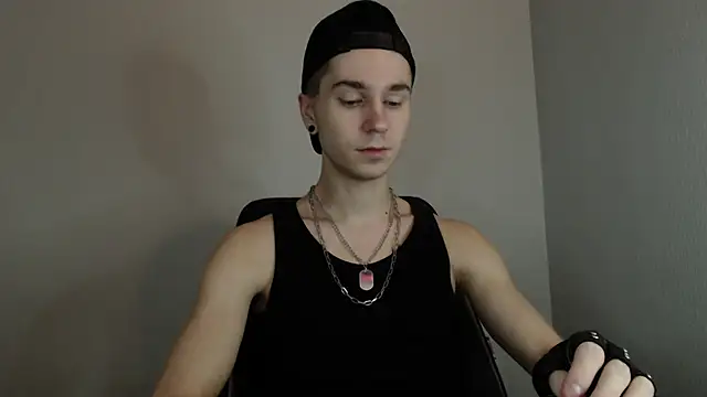 Snapshot of Joseph__Quinn chatting on January 11, 2025, 8:11 am Joseph Quinn online show from January 11, 2025, 8:11 am