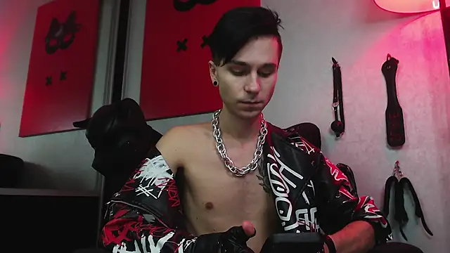 Snapshot of Joseph__Quinn chatting on January 20, 2025, 12:39 pm Joseph Quinn online show from January 20, 2025, 12:39 pm