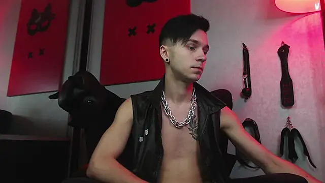 Snapshot of Joseph__Quinn chatting on January 25, 2025, 2:03 pm Joseph Quinn online show from January 25, 2025, 2:03 pm