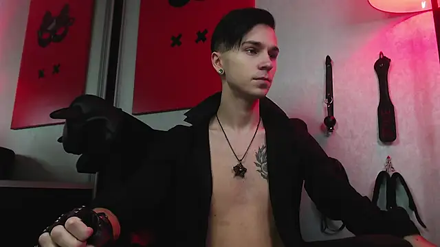 Snapshot of Joseph__Quinn chatting on February 4, 2025, 8:02 am Joseph Quinn online show from February 4, 2025, 8:02 am