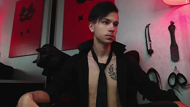 Snapshot of Joseph__Quinn chatting on February 27, 2025, 8:06 am Joseph Quinn online show from February 27, 2025, 8:06 am