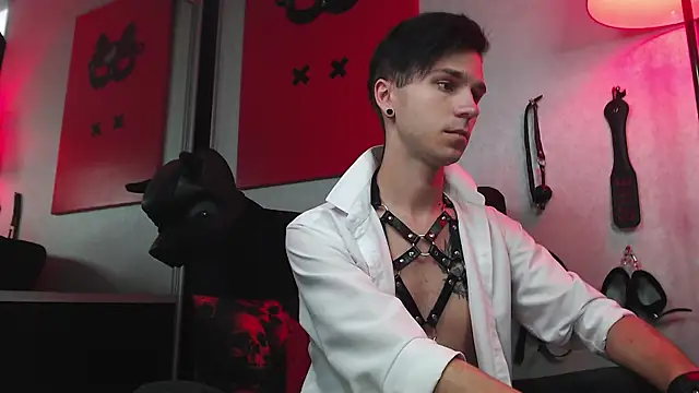 Snapshot of Joseph__Quinn chatting on March 1, 2025, 10:55 am Joseph Quinn online show from March 1, 2025, 10:55 am