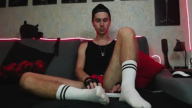 Snapshot of Joseph__Quinn chatting on March 4, 2025, 8:02 am Joseph Quinn online show from March 4, 2025, 8:02 am