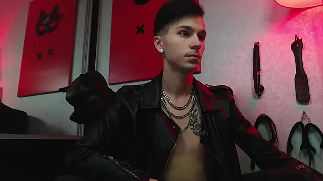 Snapshot of Joseph__Quinn chatting on March 21, 2025, 7:33 am Joseph Quinn online show from March 21, 2025, 7:33 am