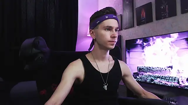 Snapshot of Joseph__Quinn chatting on September 15, 2025, 8:36 am Joseph Quinn online show from September 15, 2025, 8:36 am