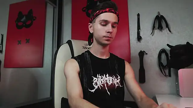 Snapshot of Joseph__Quinn chatting on September 19, 2025, 8:49 am Joseph Quinn online show from September 19, 2025, 8:49 am