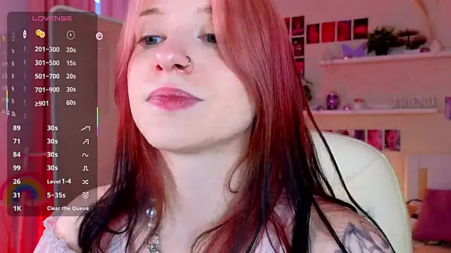 Snapshot of arielabradberry chatting on October 4, 2025, 11:19 am arielabradberry online show from October 4, 2025, 11:19 am