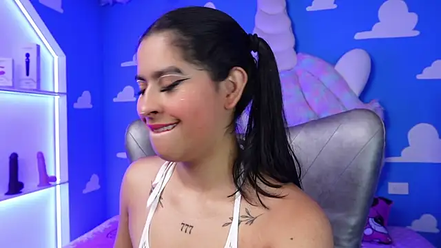 miss romyna online show from January 20, 2025, 11:02 am