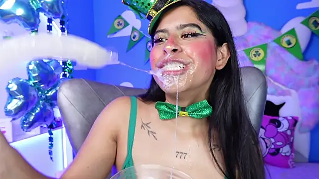 miss romyna online show from March 17, 2025, 2:01 pm