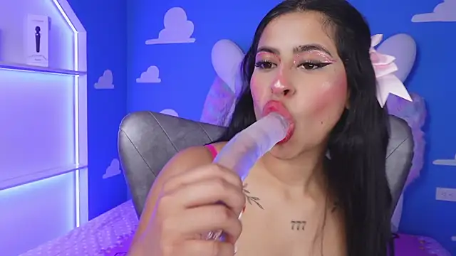 miss romyna online show from October 10, 2025, 11:09 am