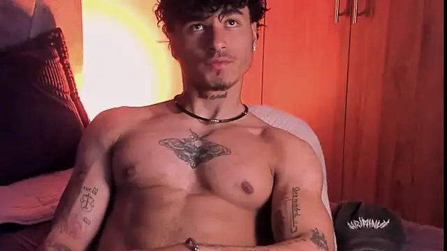 Thomas Fit1 online show from September 18, 2025, 3:52 am