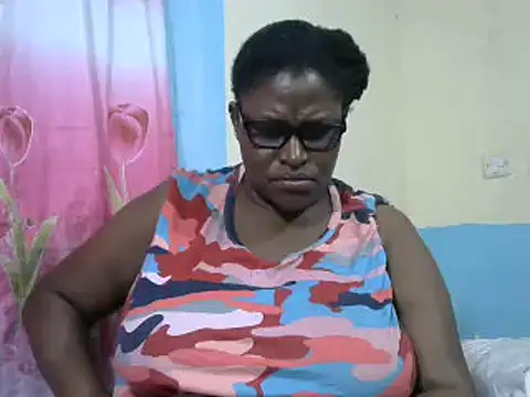 Snapshot of sexy_bigboobss chatting on February 19, 2025, 11:36 pm sexy bigboobss online show from February 19, 2025, 11:36 pm
