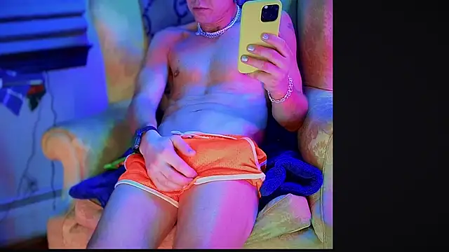 Snapshot of YouLikeBigDick9 chatting on January 4, 2025, 9:32 am YouLikeBigDick9 online show from January 4, 2025, 9:32 am