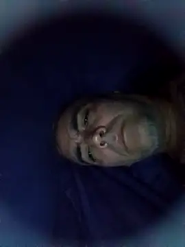 Xoc8  online show from January 20, 2025, 3:39 pm