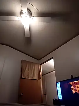 Xoc8  online show from January 20, 2025, 8:29 pm