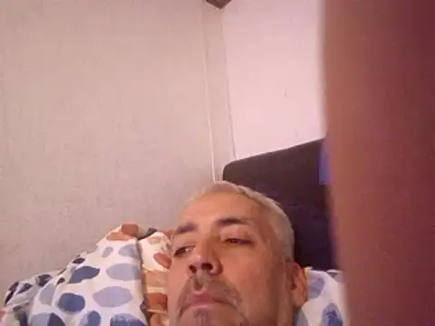 Xoc8  online show from February 9, 2025, 11:14 am