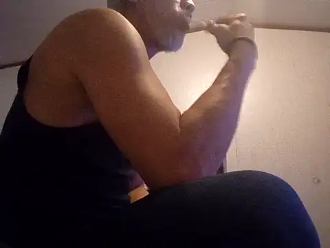 Xoc8  online show from February 13, 2025, 12:57 am