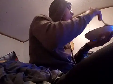 Xoc8  online show from February 26, 2025, 6:32 pm