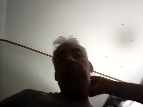 Xoc8  online show from October 27, 2025, 6:56 pm