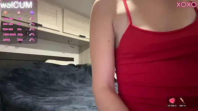 Snapshot of foreverkinky chatting on January 1, 2025, 1:37 am foreverkinky online show from January 1, 2025, 1:37 am