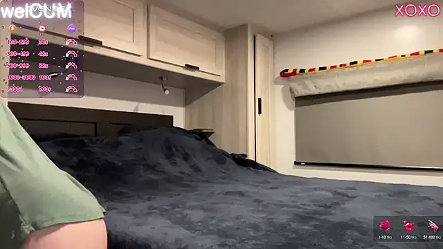 Snapshot of foreverkinky chatting on January 20, 2025, 1:07 am foreverkinky online show from January 20, 2025, 1:07 am