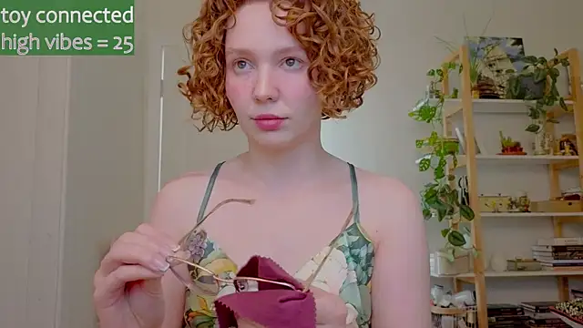 Snapshot of _lightmyfire chatting on September 13, 2025, 4:45 am  lightmyfire online show from September 13, 2025, 4:45 am