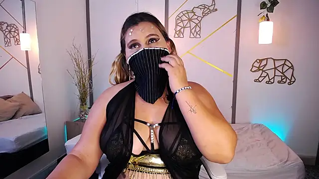 SalmaZaman online show from January 11, 2025, 2:41 am