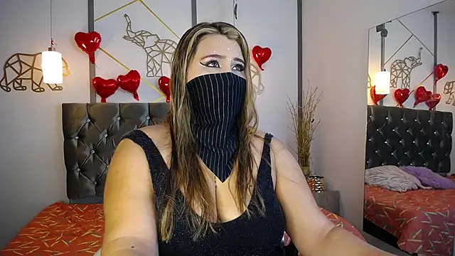 SalmaZaman online show from March 3, 2025, 2:04 am