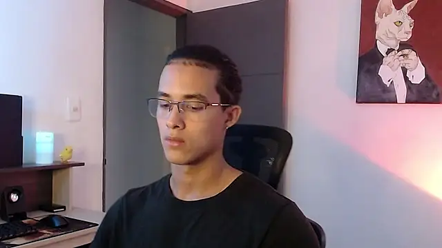 Snapshot of alejo_x3 chatting on February 15, 2025, 10:42 pm alejo x3 online show from February 15, 2025, 10:42 pm